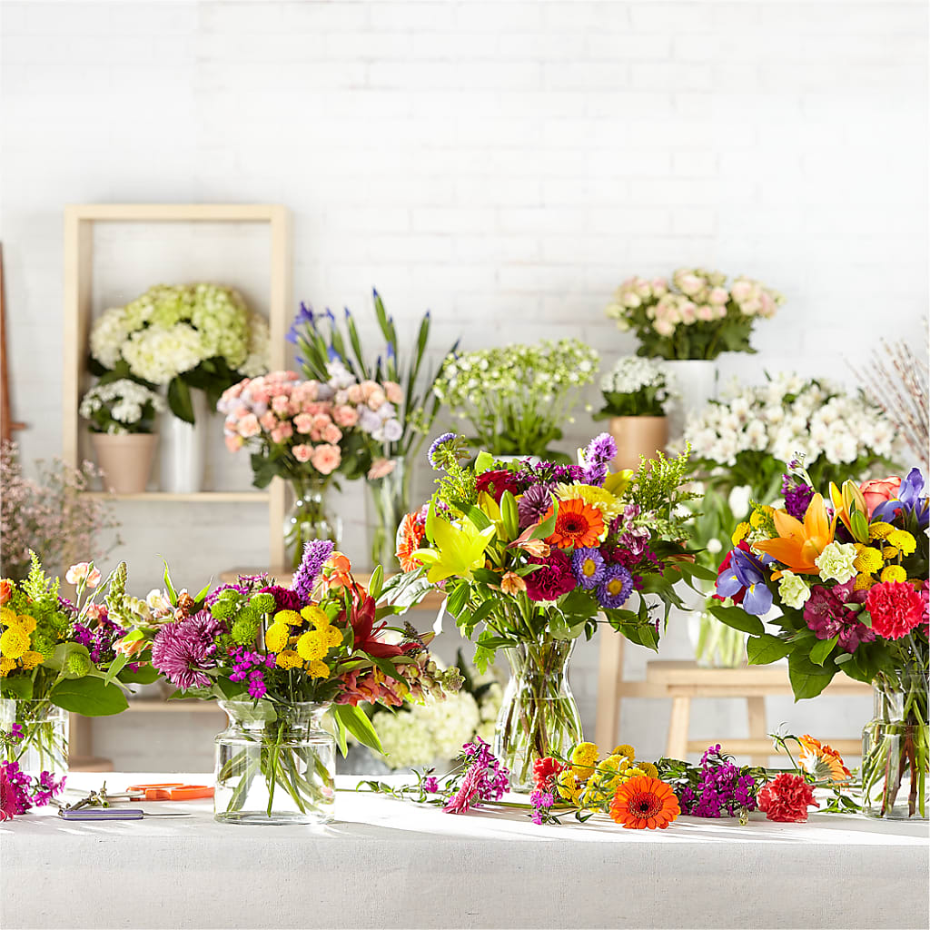 Bold & Bright – A Florist Original – Delhi Flowers, Delhi ON