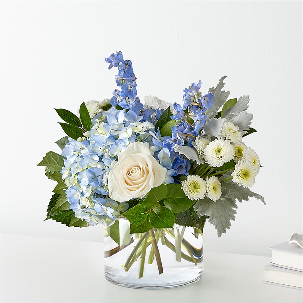 Clear Skies Bouquet – Delhi Flowers, Delhi ON
