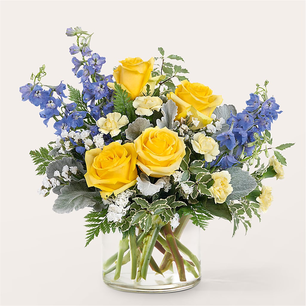 Butterfly Wings Bouquet – Delhi Flowers, Delhi ON