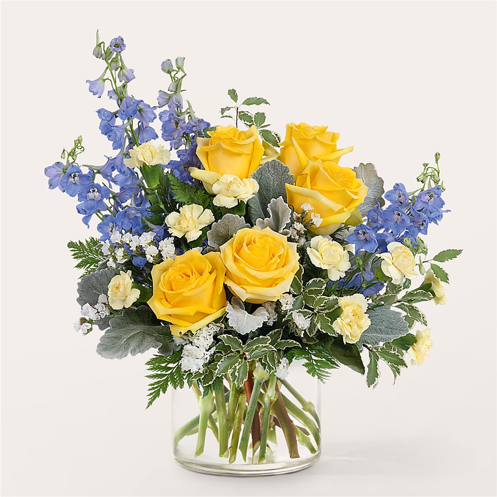 Butterfly Wings Bouquet – Delhi Flowers, Delhi ON