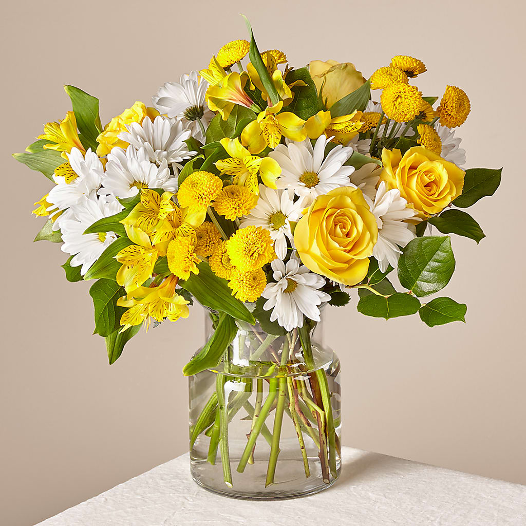 Sunny Sentiments Bouquet – Delhi Flowers, Delhi ON