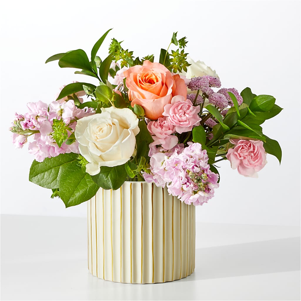 French Market Bouquet with Ivory Vase – Delhi Flowers, Delhi ON