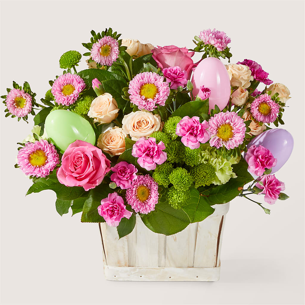 Get Eggcited Basket – Delhi Flowers, Delhi ON