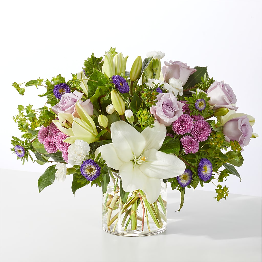 April Showers Bouquet – Delhi Flowers, Delhi ON