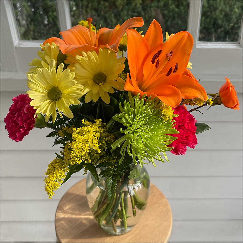 Bold & Bright – A Florist Original –  Delhi Flowers, Delhi ON