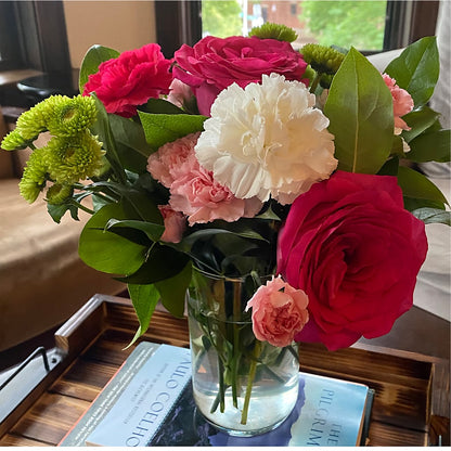 Sweet & Pretty Bouquet –  Delhi Flowers, Delhi ON