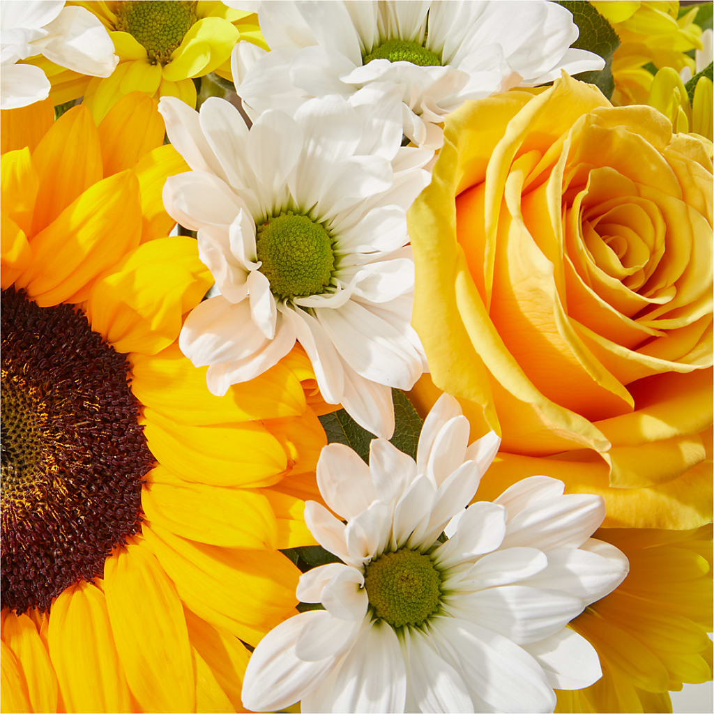 Be Happy Bouquet –  Delhi Flowers, Delhi ON
