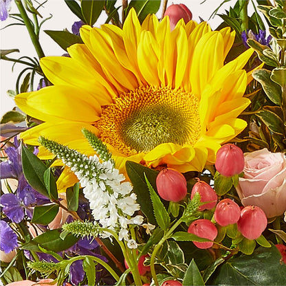 The Good Life Bouquet –  Delhi Flowers, Delhi ON