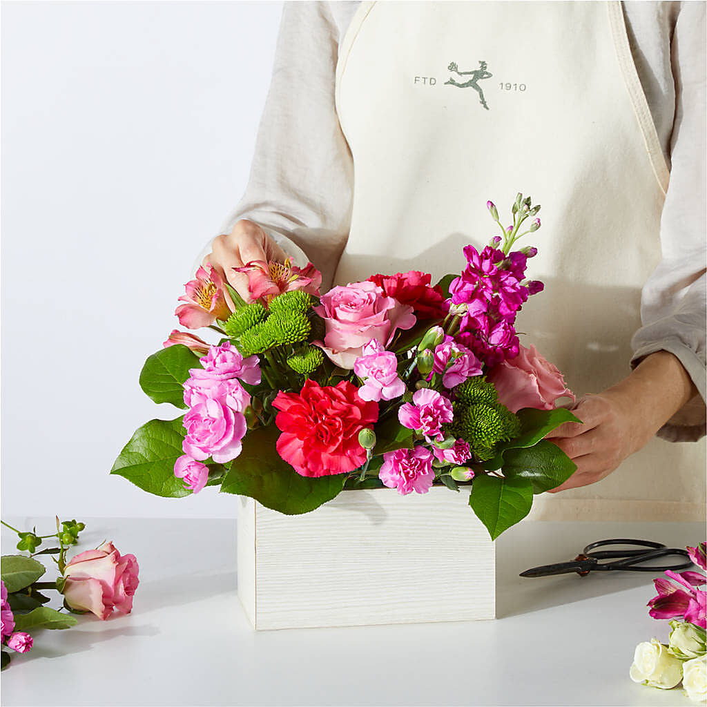 Sweetberry Box – A Florist Original –  Delhi Flowers, Delhi ON