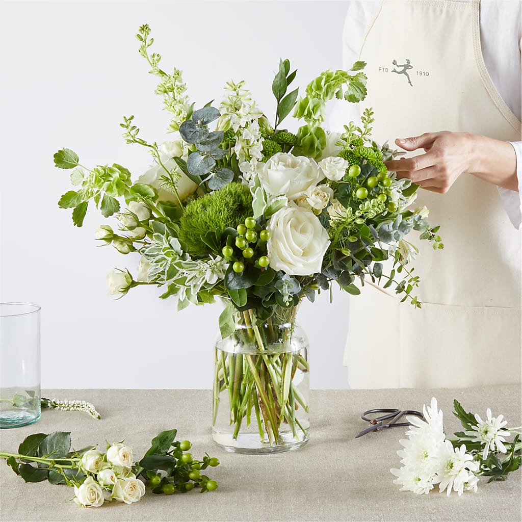 Irish Garden - A Florist Original –  Delhi Flowers, Delhi ON