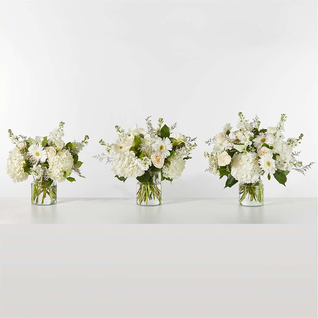 Sun-drenched Blooms Box Bouquet –  Delhi Flowers, Delhi ON