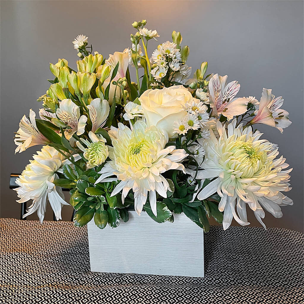 Eternal Affection Arrangement –  Delhi Flowers, Delhi ON