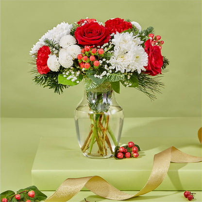 Chance of Flurries Bouquet –  Delhi Flowers, Delhi ON