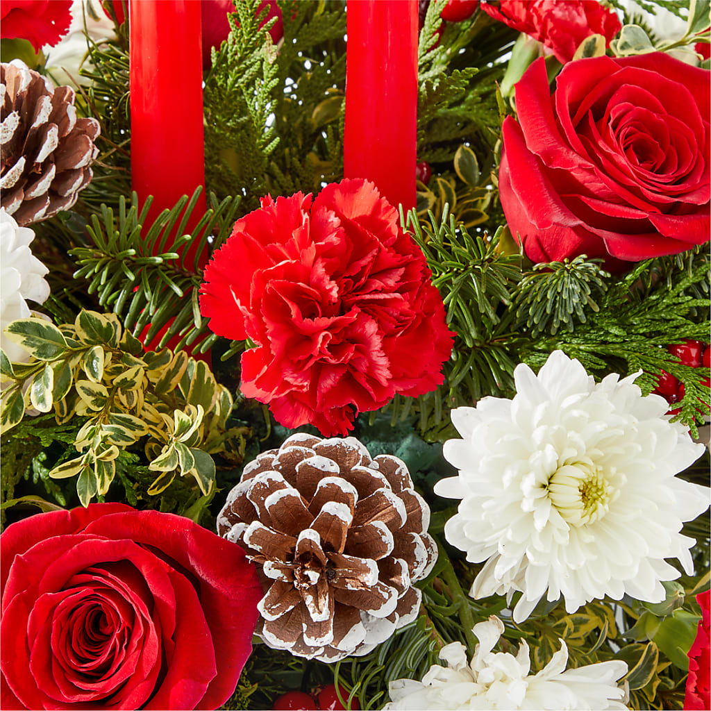 Holiday Soiree Centerpiece –  Delhi Flowers, Delhi ON