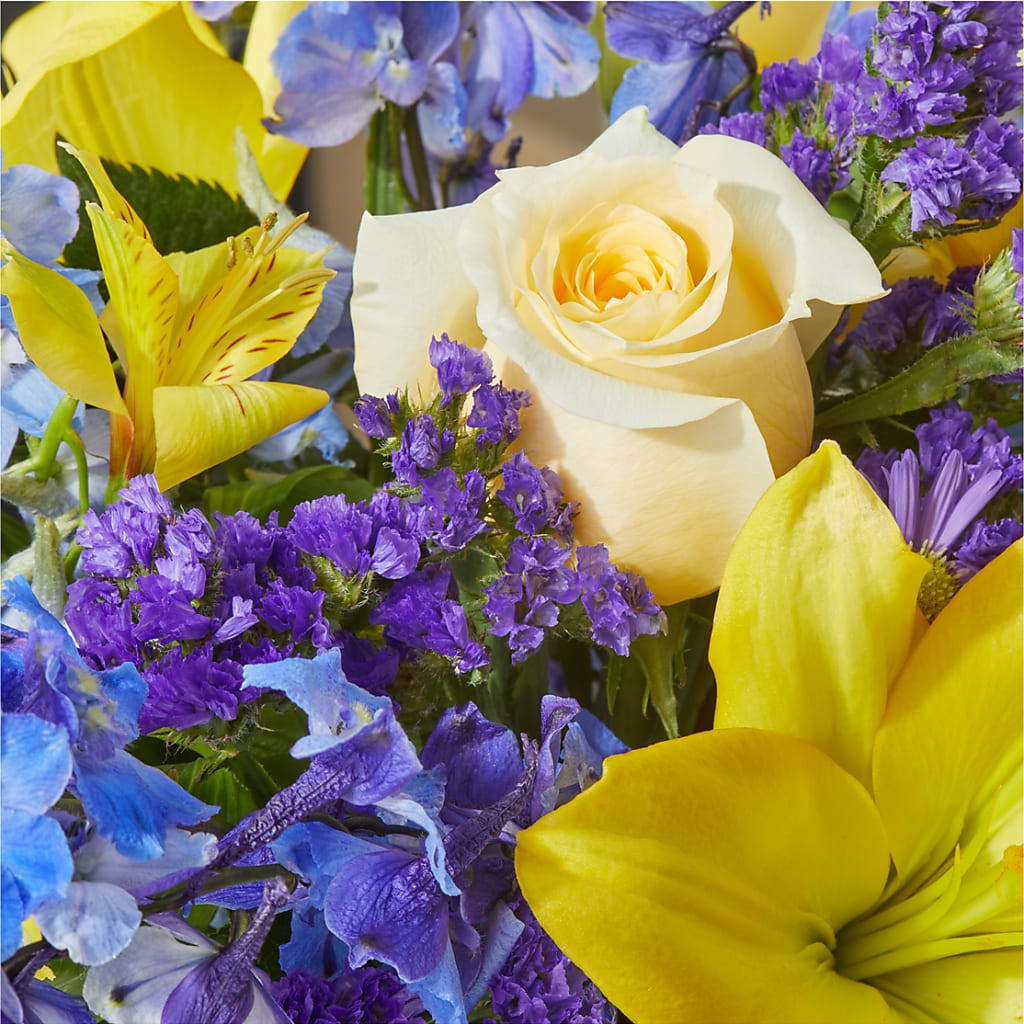 Limoncello Bouquet –  Delhi Flowers, Delhi ON