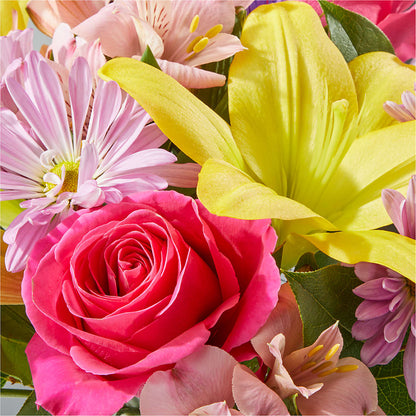Sprinkles Bouquet –  Delhi Flowers, Delhi ON