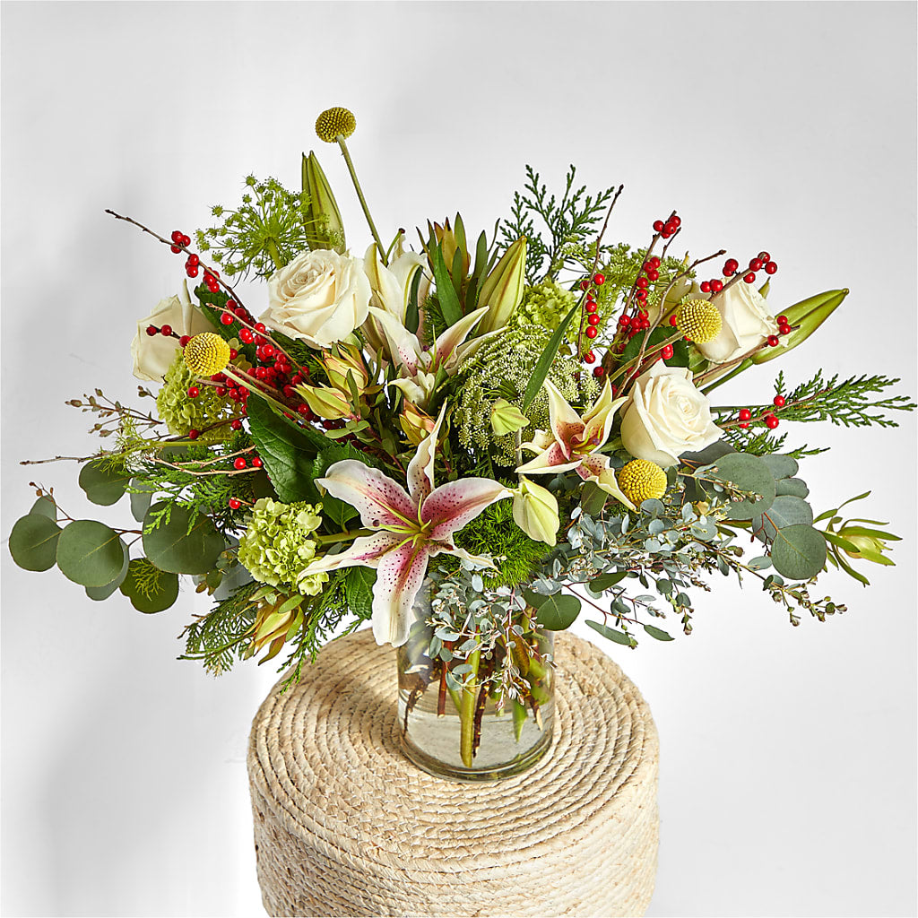 Berry & Bright Bouquet –  Delhi Flowers, Delhi ON