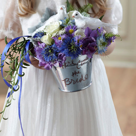 Arreglo de flores para niña con encanto